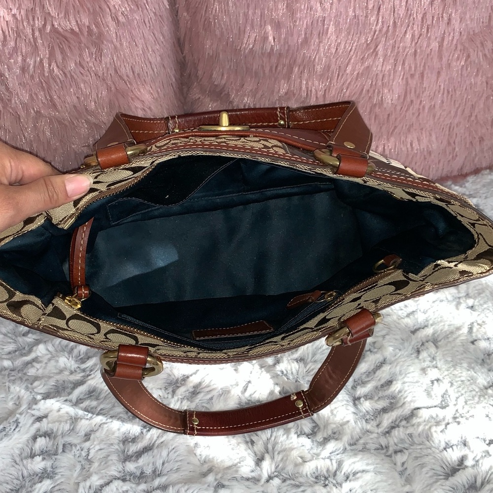 🎉HP🎉Limited Edition Coach tote - Picture 3 of 8